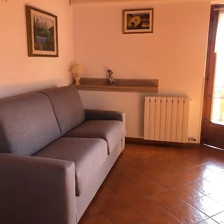 Laura Brenzone sul Garda