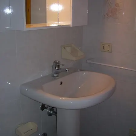 Laura Brenzone sul Garda